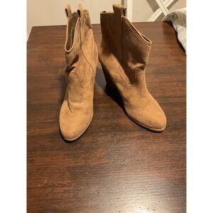 Nine West Women's Tan Suede Wedge Heel Ankle Boots with Tassels Size 7‎